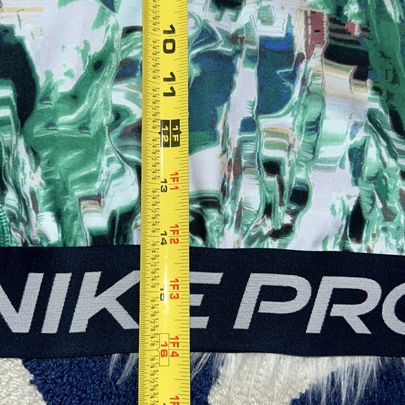 Nike Pro Women's Dri-FIT bra - Picture 7 of 7